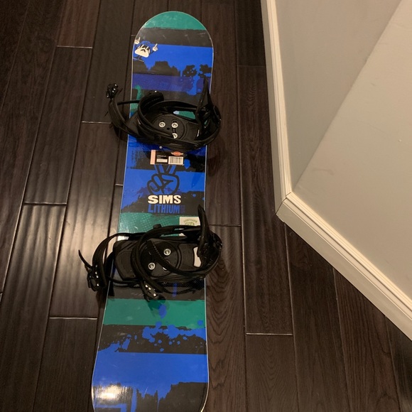 Snowboard - Picture 2 of 6